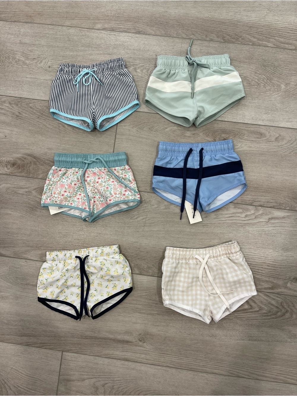 NWT & EUC - Minnow boys 1T boardies bundle